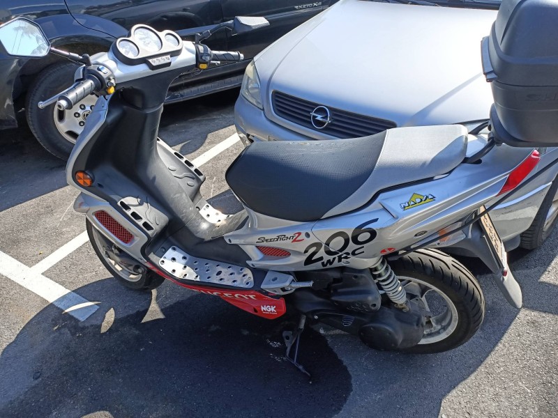 peugeot speedfight del año 2004