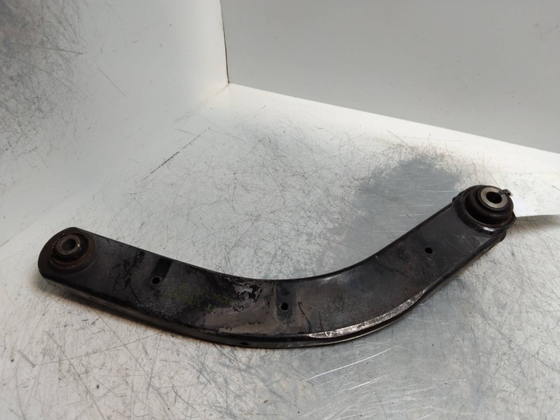 Recambio de tirante trasero derecho para fiat croma (194) 1.9 8v jtd cat (939a1000 / 192a8000) referencia OEM IAM   