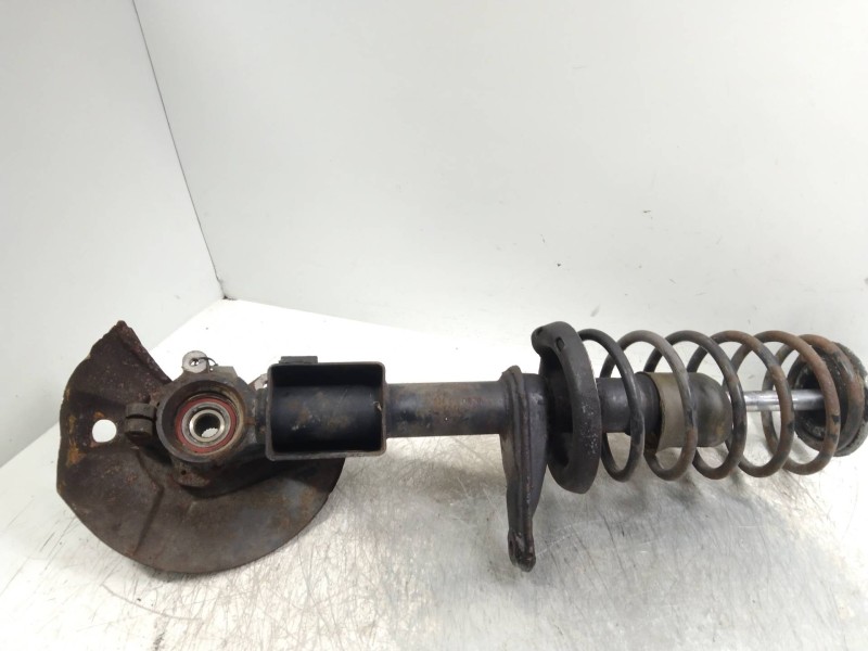 Recambio de mangueta delantera derecha para volkswagen polo (867/871/873) coupe c / básico (2000) referencia OEM IAM   