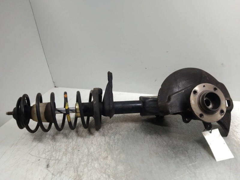 Recambio de mangueta delantera izquierda para volkswagen polo (867/871/873) 1.3 referencia OEM IAM   