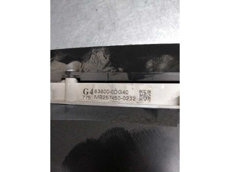 Recambio de cuadro instrumentos para toyota yaris connect referencia OEM IAM 838000DG40 MB2574500232 