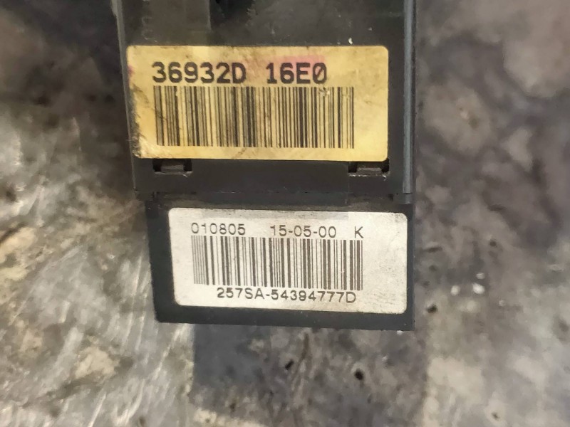 Recambio de mando limpia para nissan vanette cargo referencia OEM IAM 36932D  