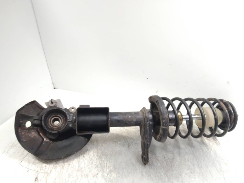 Recambio de mangueta delantera derecha para volkswagen polo (867/871/873) 1.3 referencia OEM IAM   