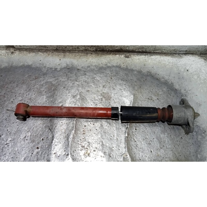 Recambio de amortiguador trasero izquierdo para audi a6 berlina (4b2) 2.5 tdi referencia OEM IAM 4B0513031N  