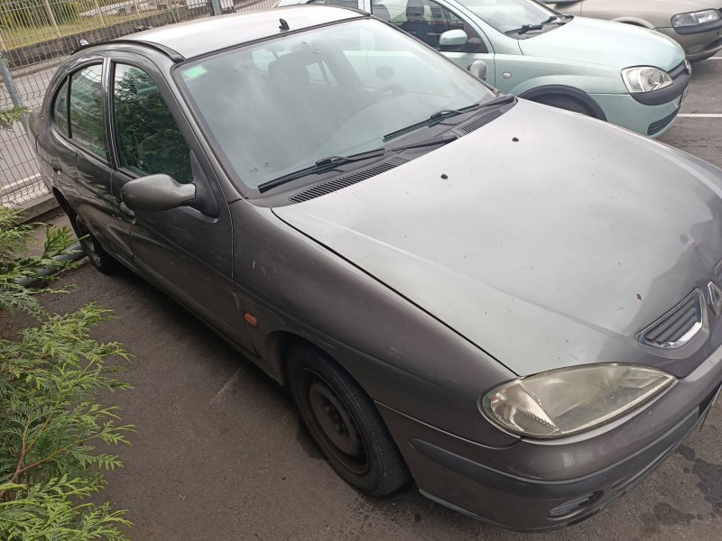 renault megane i fase 2 classic (la..) del año 2000