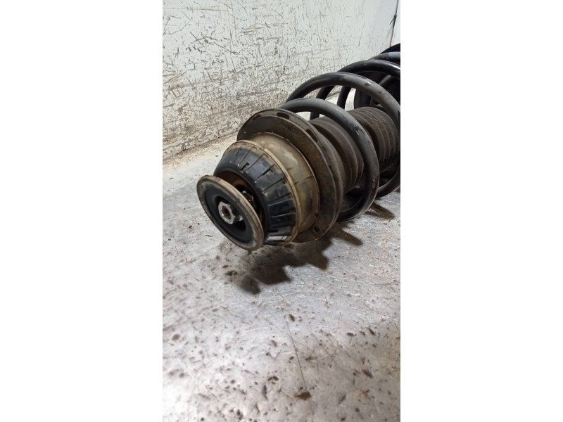 Recambio de amortiguador delantero izquierdo para toyota yaris (ksp9/scp9/nlp9) básico referencia OEM IAM 485200D010  