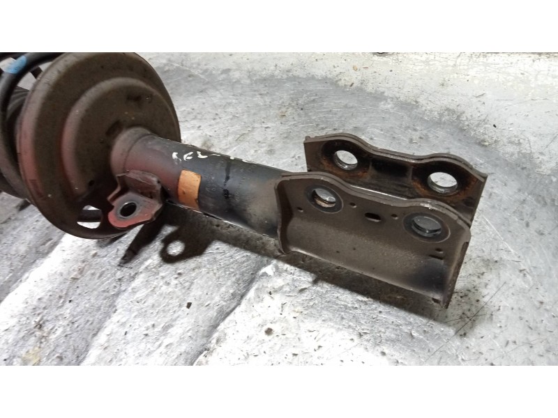 Recambio de amortiguador delantero izquierdo para toyota yaris (ksp9/scp9/nlp9) básico referencia OEM IAM 485200D010  