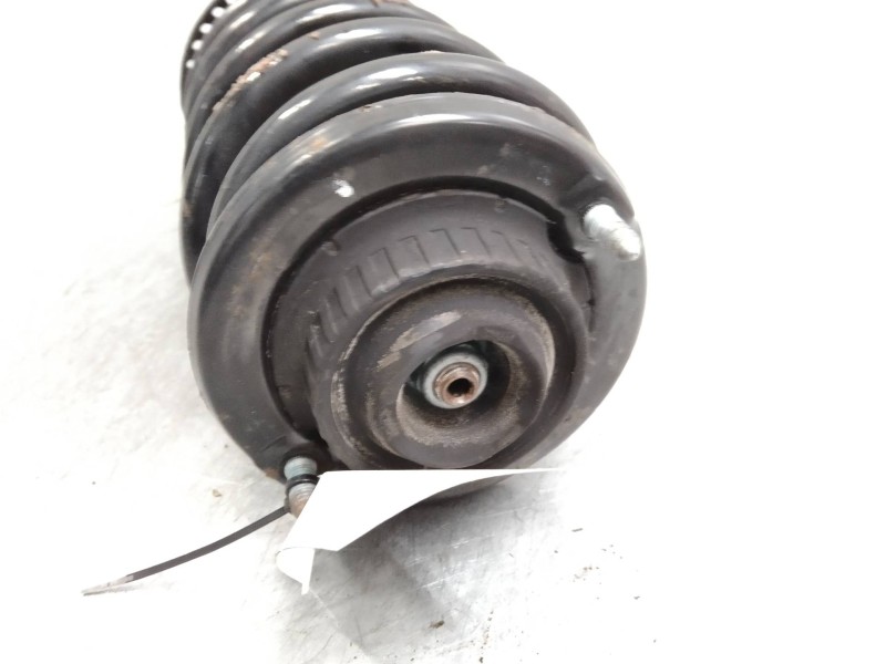 Recambio de amortiguador delantero derecho para audi a4 berlina (b5) 1.8 t referencia OEM IAM 8D0413031L  