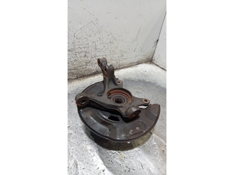 Recambio de mangueta delantera izquierda para toyota yaris (ksp9/scp9/nlp9) básico referencia OEM IAM   