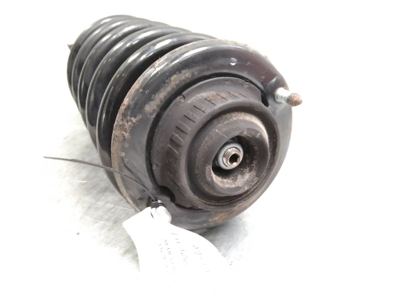 Recambio de amortiguador delantero izquierdo para audi a4 berlina (b5) 1.8 t referencia OEM IAM 8D0413031L  