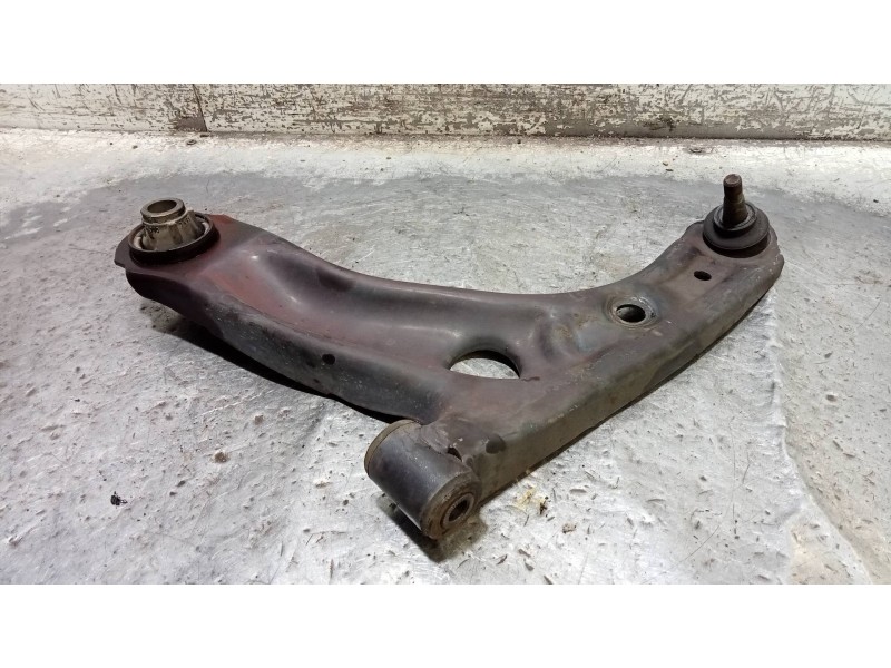 Recambio de brazo suspension inferior delantero izquierdo para citroen c1 sx referencia OEM IAM   