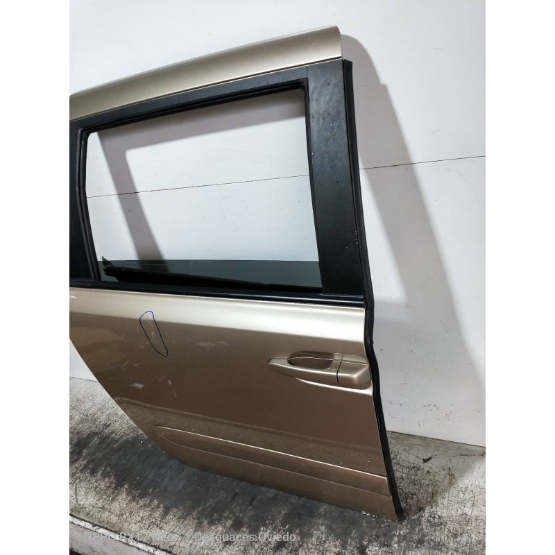 Recambio de puerta lateral corredera derecha para kia carnival ii 2.9 crdi lx referencia OEM IAM   5P