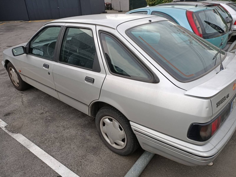 ford sierra berlina del año 1993