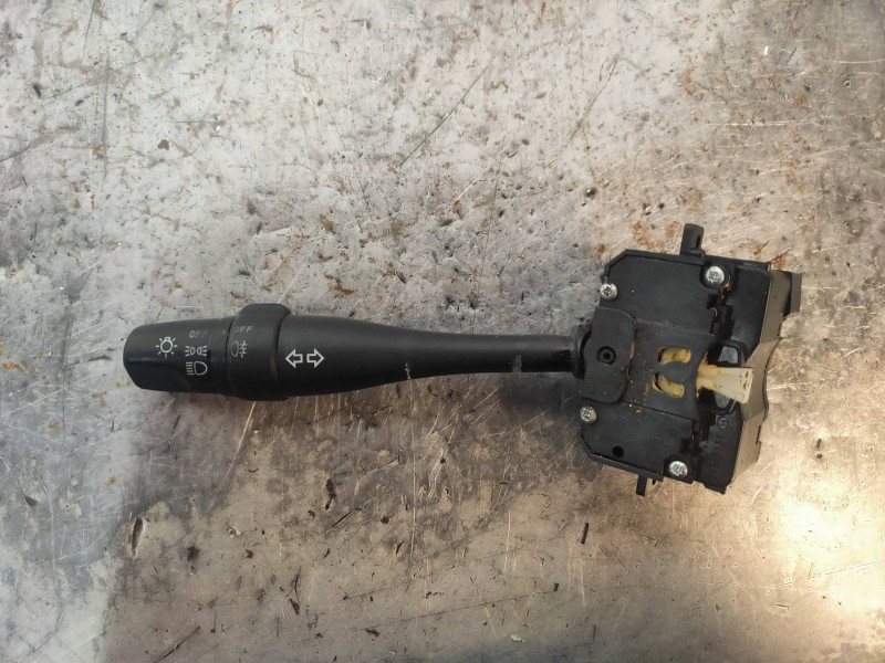 Recambio de mando luces para nissan vanette cargo referencia OEM IAM 36828B  