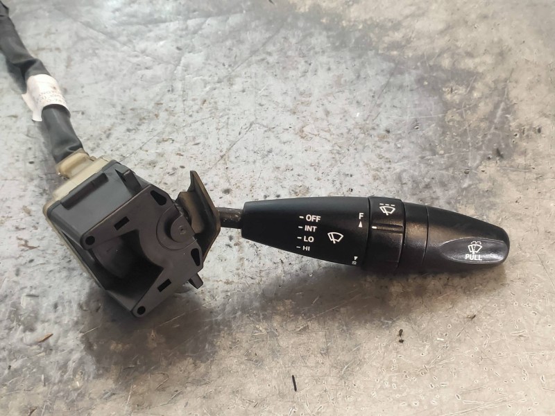 Recambio de mando limpia para ssangyong musso 2.9 tdi lux referencia OEM IAM   