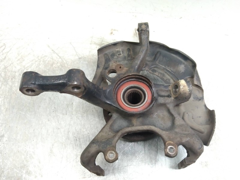 Recambio de mangueta delantera izquierda para volkswagen polo berlina (6n1) 1.3 referencia OEM IAM    Recambio de mangueta delantera izquierda para volkswagen polo berlina (6n1) 1.3 referencia OEM IAM