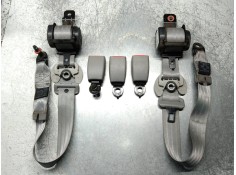Recambio de juego cinturones trasero para kia carnival ii 2.9 crdi lx referencia OEM IAM  INTERMEDIOS 5P