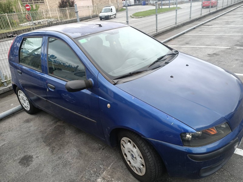 fiat punto berlina (188) del año 2000
