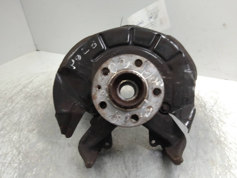 Recambio de mangueta delantera izquierda para volkswagen polo (9n1) 1.9 sdi referencia OEM IAM    Recambio de mangueta delantera izquierda para volkswagen polo (9n1) 1.9 sdi referencia OEM IAM