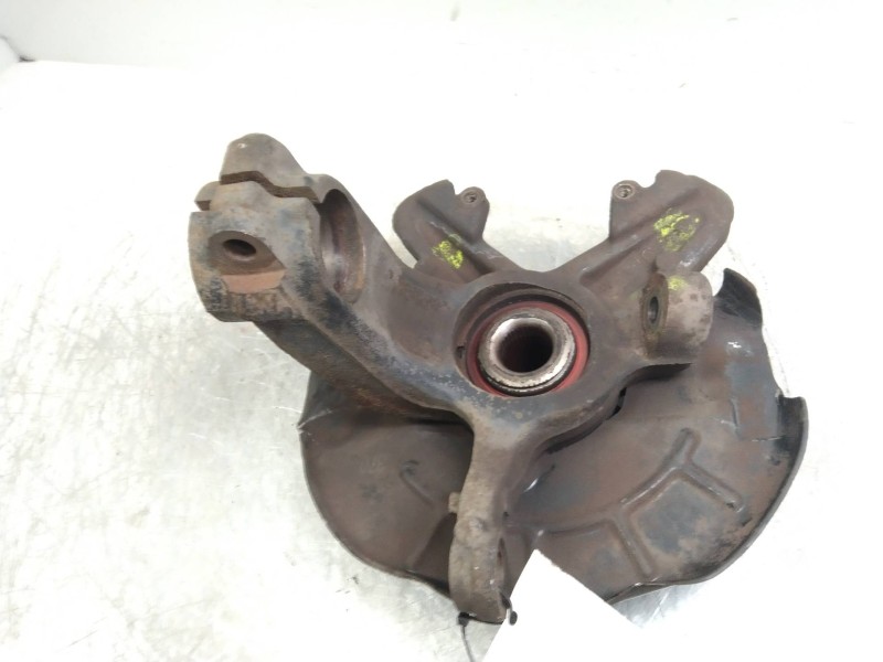 Recambio de mangueta delantera izquierda para volkswagen polo (9n1) 1.9 sdi referencia OEM IAM    Recambio de mangueta delantera izquierda para volkswagen polo (9n1) 1.9 sdi referencia OEM IAM