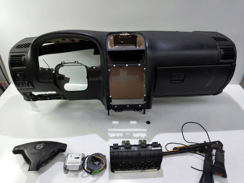 Recambio de kit airbag para opel astra g coupé 2.2 16v edition referencia OEM IAM   