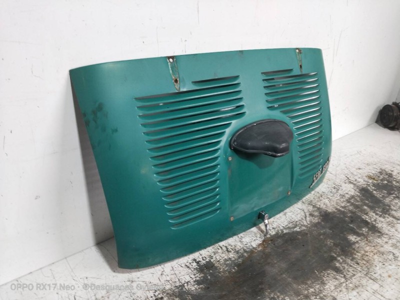 Recambio de tapa maletero para seat 600 0.8 referencia OEM IAM   