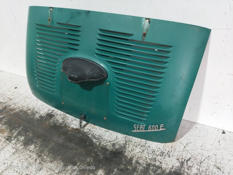 Recambio de tapa maletero para seat 600 0.8 referencia OEM IAM   