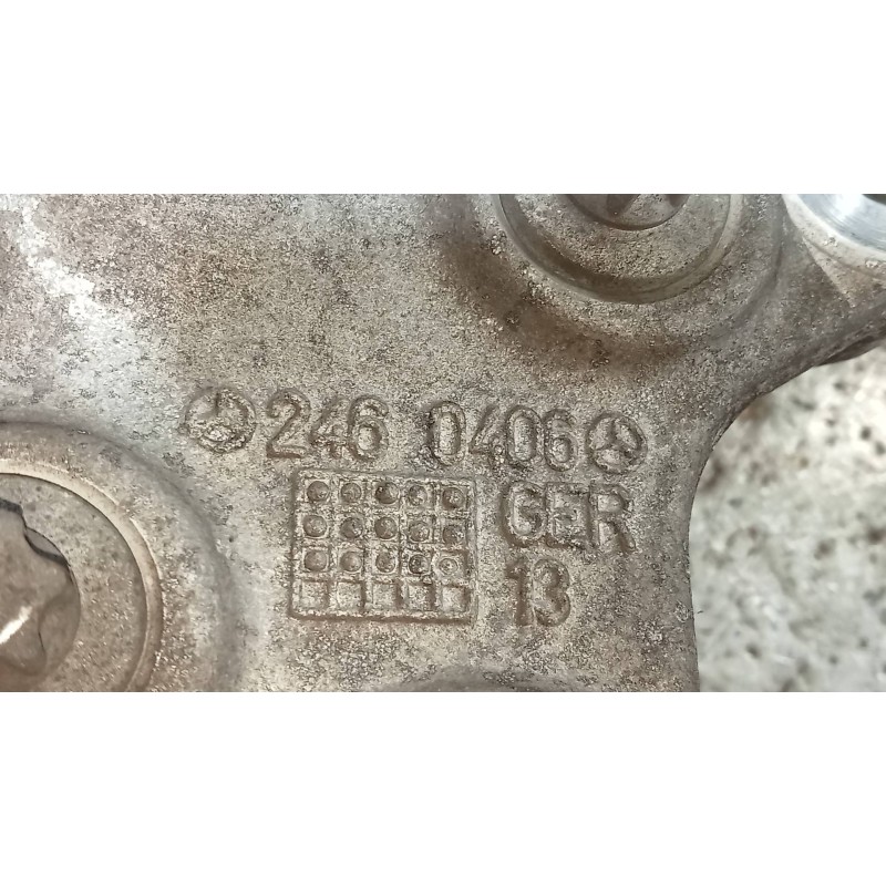 Recambio de mangueta trasera derecha para mercedes clase gla (w156) gla 200 cdi (156.908) referencia OEM IAM 2460406  