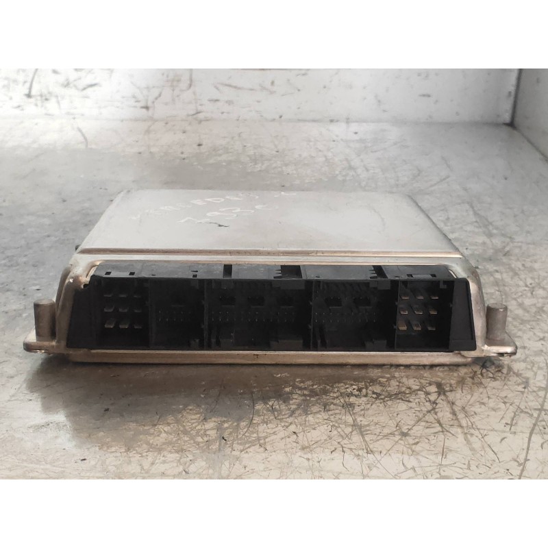 Recambio de centralita motor uce para mercedes clase c (w203) berlina 220 cdi (203.006) referencia OEM IAM 0281010851 A000153527