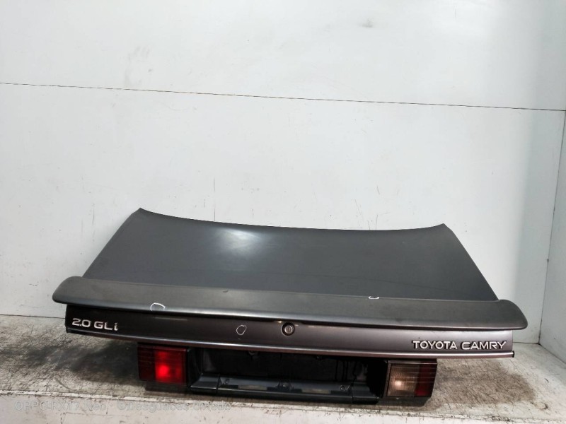 Recambio de tapa maletero para toyota camry (v10) referencia OEM IAM   