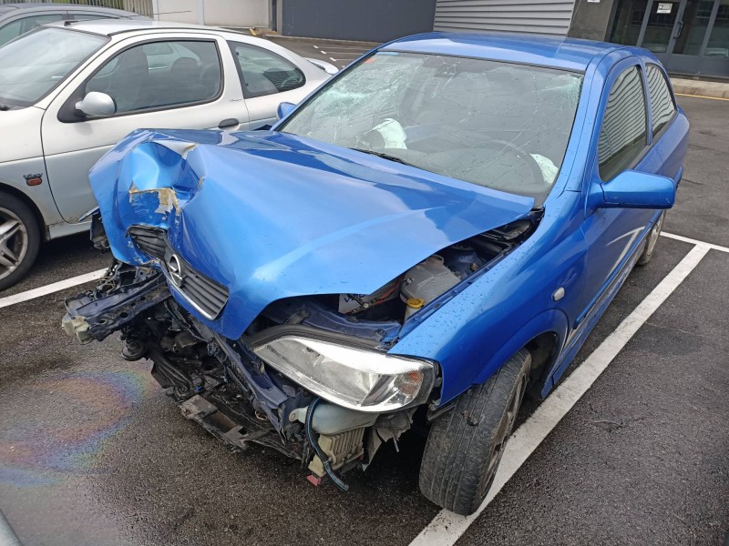 opel astra g berlina del año 2003