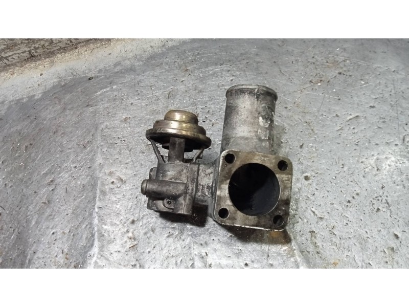 Recambio de valvula egr para jeep cherokee (j) 2.5 td referencia OEM IAM 91092160F   Recambio de valvula egr para jeep cherokee (j) 2.5 td referencia OEM IAM 91092160F