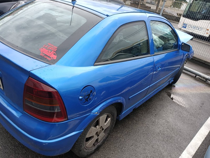opel astra g berlina del año 2003