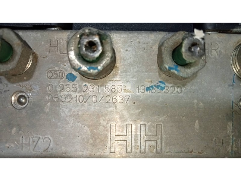 Recambio de abs para opel tigra twin top cosmo referencia OEM IAM 0265231585 13182320 