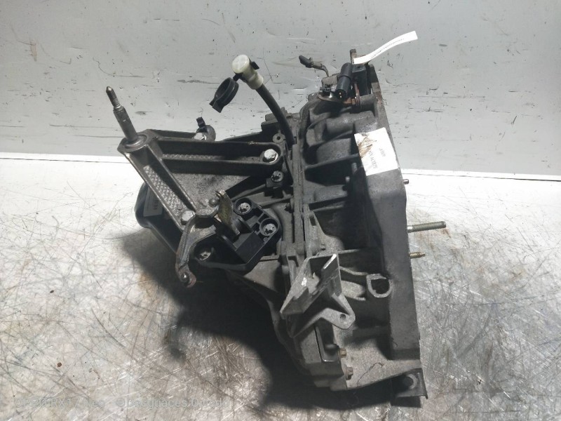 Recambio de caja cambios para renault scenic ii 1.5 dci diesel referencia OEM IAM JR5103 A028823 