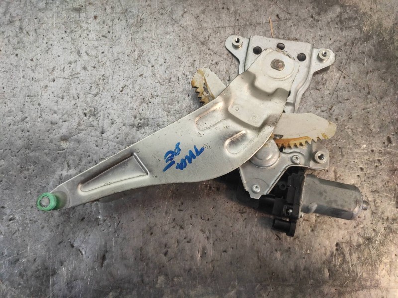 Recambio de elevalunas trasero derecho para suzuki sx4 rw (ey) gl referencia OEM IAM 2621004050 8353079J00 