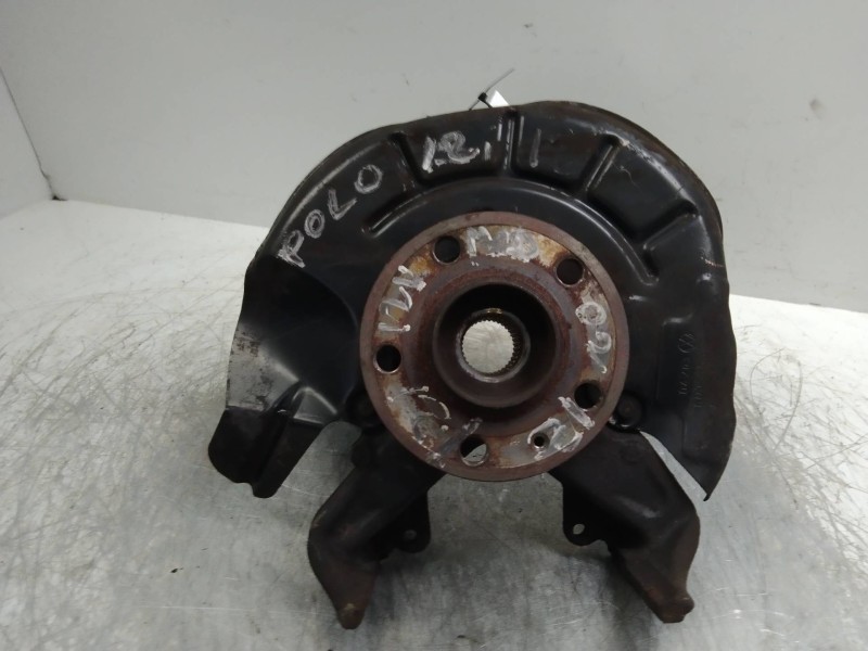 Recambio de mangueta delantera izquierda para volkswagen polo (9n1) conceptline referencia OEM IAM   