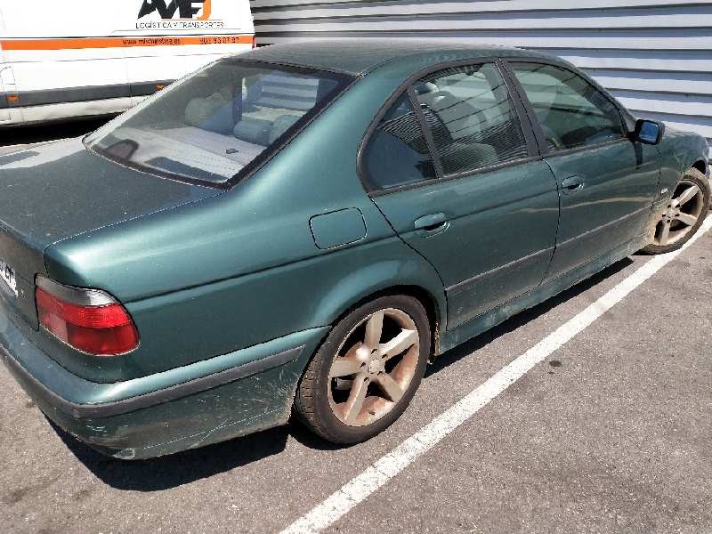bmw serie 5 berlina (e39) del año 2001