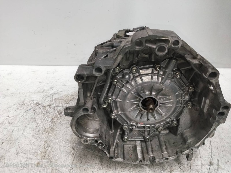 Recambio de caja cambios para audi a4 berlina (8e) 1.8 20v turbo referencia OEM IAM FSD XR0YM22 FSD18816042