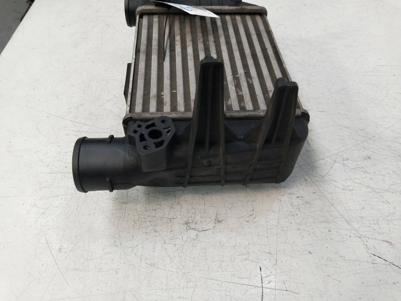 Recambio de intercooler para audi a4 berlina (8e) 1.8 20v turbo referencia OEM IAM 8E0145805  