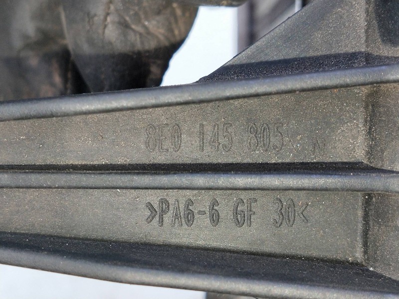 Recambio de intercooler para audi a4 berlina (8e) 1.8 20v turbo referencia OEM IAM 8E0145805  