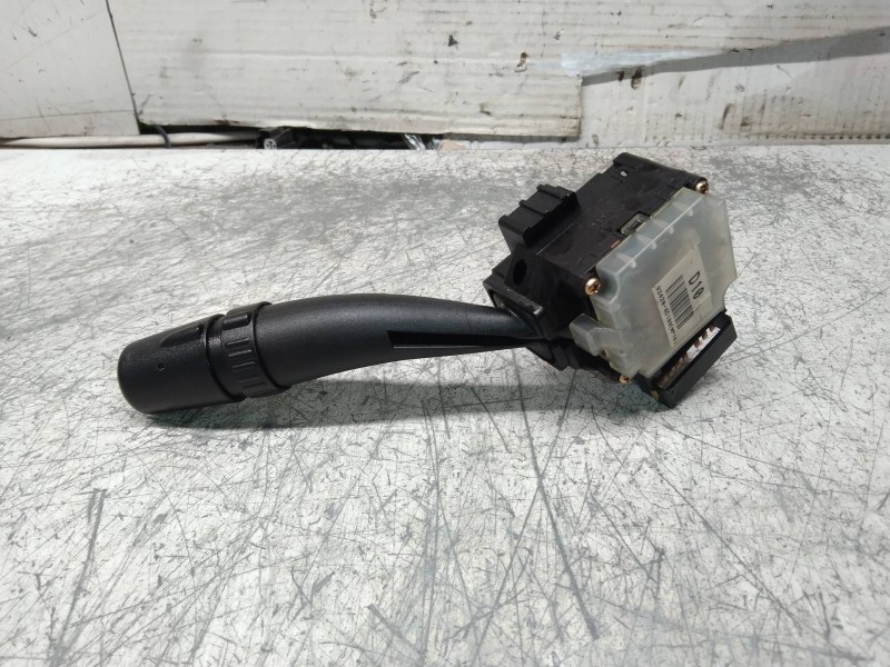 Recambio de mando limpia para kia carnival ii 2.9 crdi lx referencia OEM IAM 934204D100  