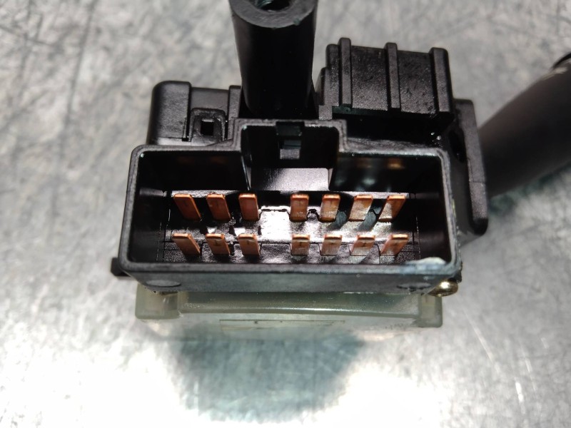 Recambio de mando limpia para kia carnival ii 2.9 crdi lx referencia OEM IAM 934204D100  