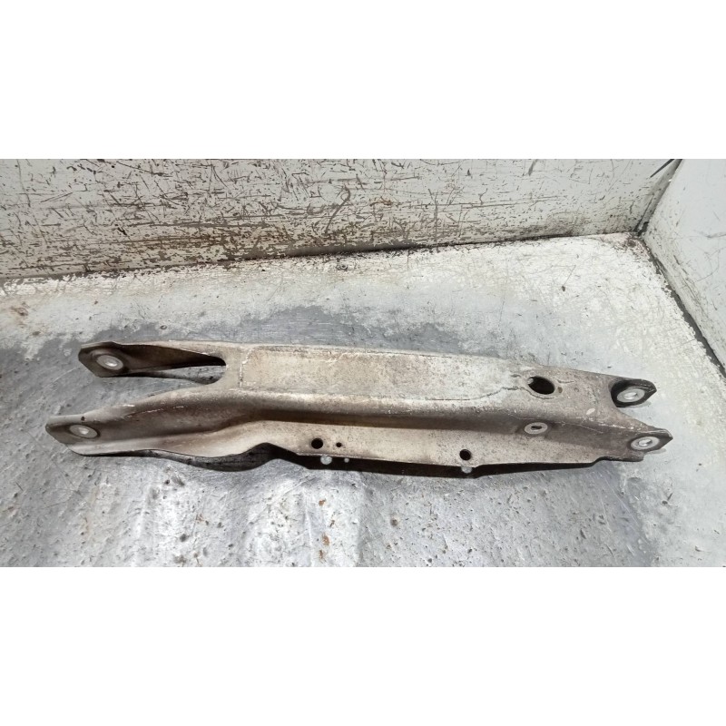 Recambio de brazo suspension inferior trasero derecho para mercedes clase gla (w156) gla 200 cdi (156.908) referencia OEM IAM   