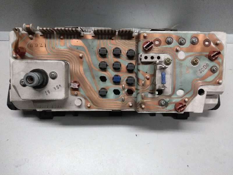 Recambio de cuadro instrumentos para austin rover montego 2.0 referencia OEM IAM AR00608 LM11 S0074 YAC10093 Recambio de cuadro instrumentos para austin rover montego 2.0 referencia OEM IAM AR00608 LM11 S0074 YAC10093