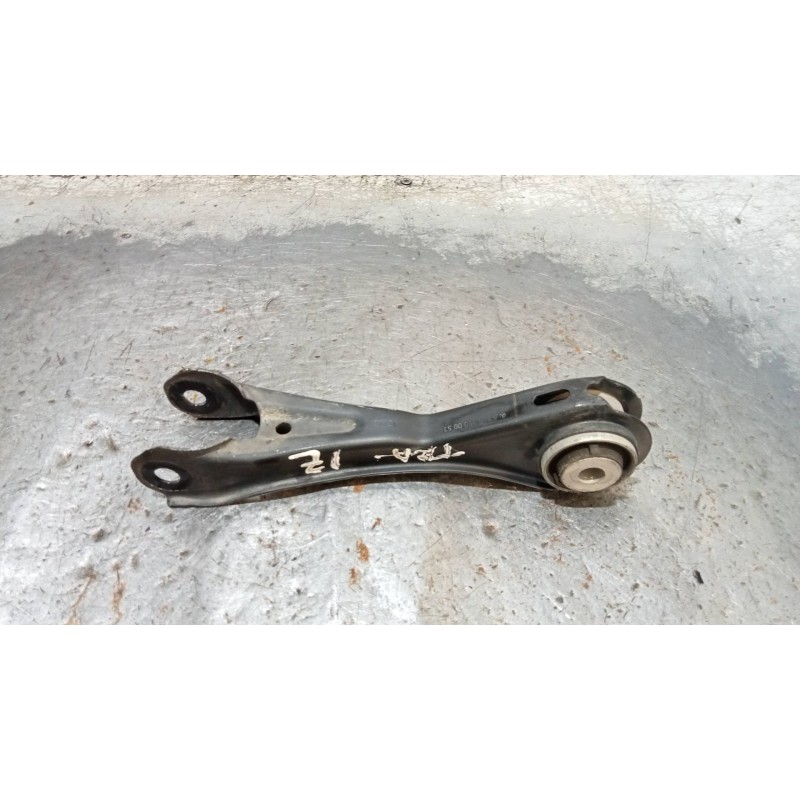 Recambio de brazo suspension superior trasero izquierdo para mercedes clase gla (w156) gla 200 cdi (156.908) referencia OEM IAM 