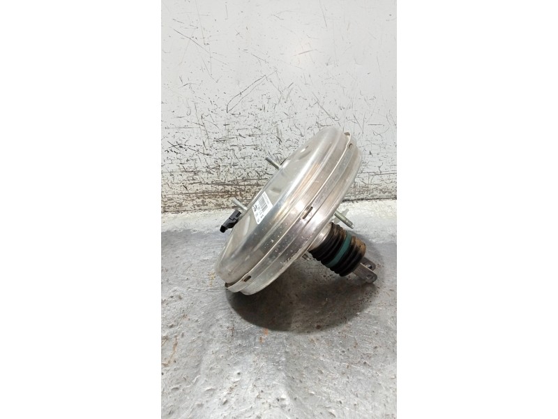 Recambio de servofreno para mercedes clase gla (w156) gla 200 cdi (156.908) referencia OEM IAM A2464301230  