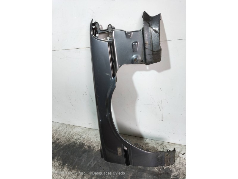 Recambio de aleta delantera derecha para toyota camry (v10) referencia OEM IAM   