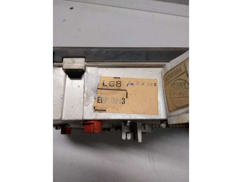 Recambio de cuadro instrumentos para austin rover metro 1.3 referencia OEM IAM AR00206 LC8 EEP0043