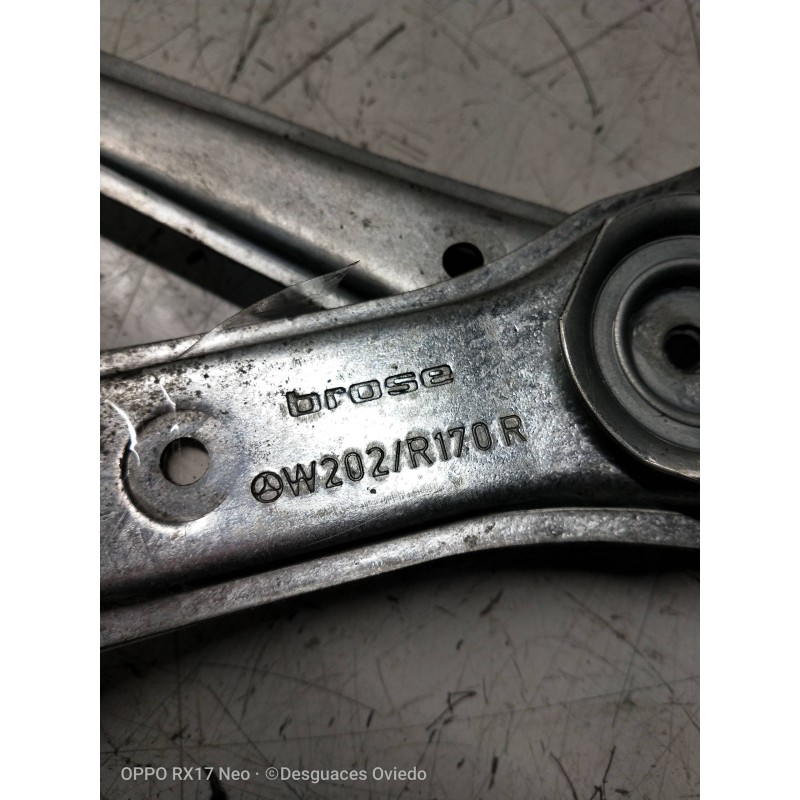 Recambio de elevalunas delantero derecho para mercedes clase c (w202) berlina 250 td (202.128) referencia OEM IAM 0130821709 W20